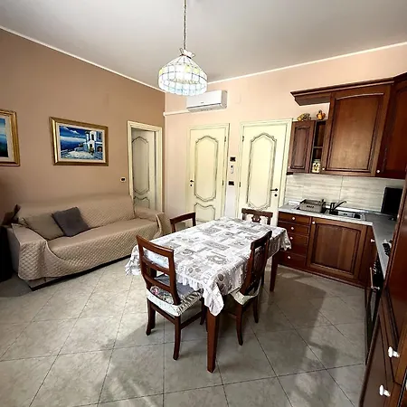 Casa Lu' 10 *